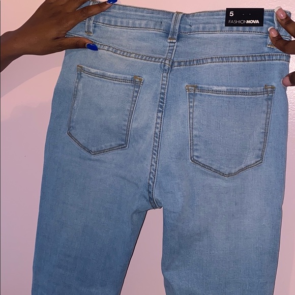 Jeans - Picture 3 of 4